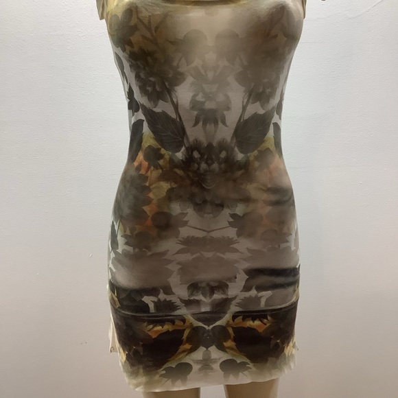 Alchemic Size Small Long Shirt/Mini Dress with Floral Sublimation Print. - Picture 3 of 7